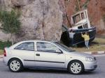 Opel Astra 3-Door 1998 года